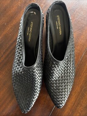 Vero Cuoio Black Woven Pointed Flats
